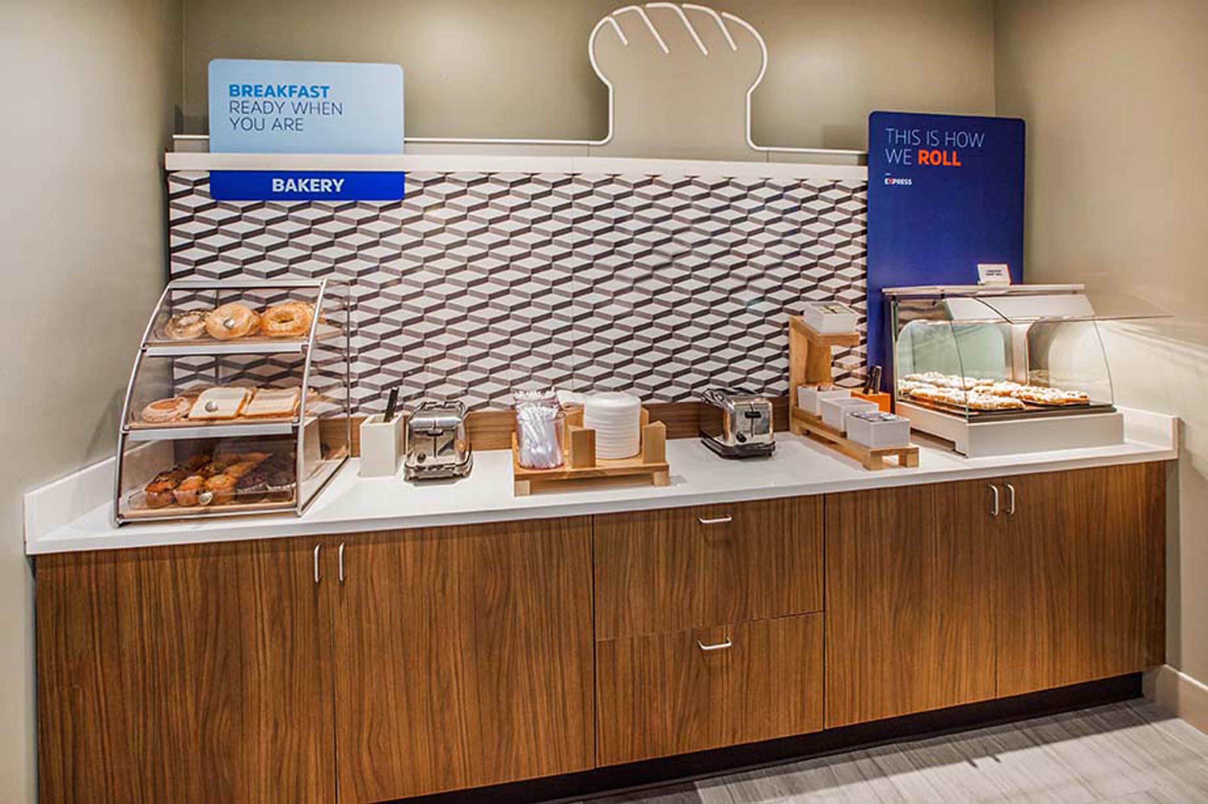 Holiday Inn Express & Suites - Chadron By Ihg Dış mekan fotoğraf